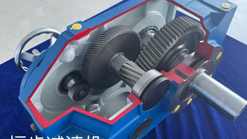 十字万向联轴器与刚性联轴器：结构差异与适用场景解析